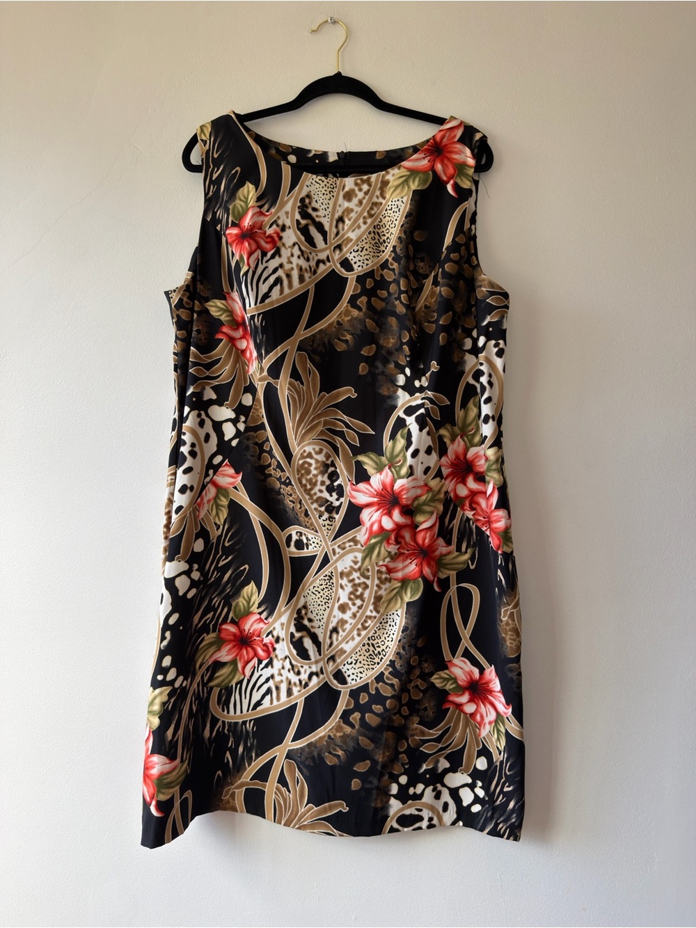 Alyx Woman Floral Leopard Zebra Print Sleeveless Shift Dress Black Red 20W
